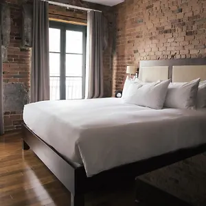 4* Hotel Nelligan