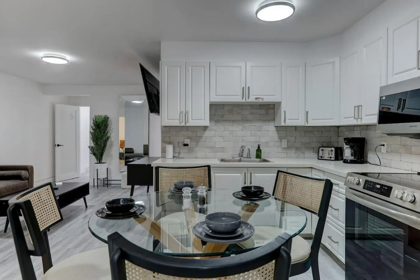 Stylish 3Br In Montreal Village Apartment