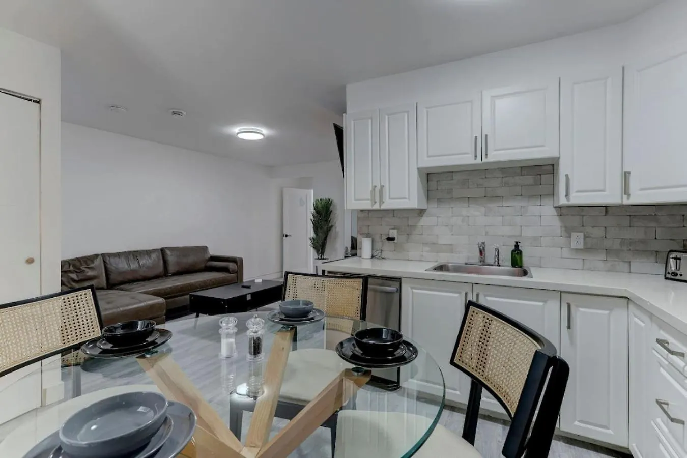 Apartment Stylish 3Br In Montreal Village